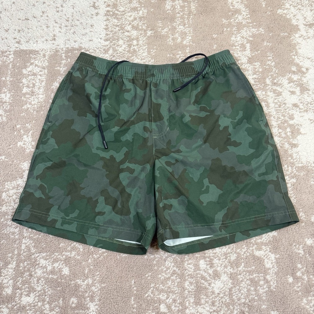Chubbies Swim Shorts Mens Large Green Camo 5.5" Inseam Lined Stretch Pool Beach